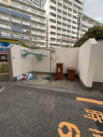 エスパシオ神戸の駐車場