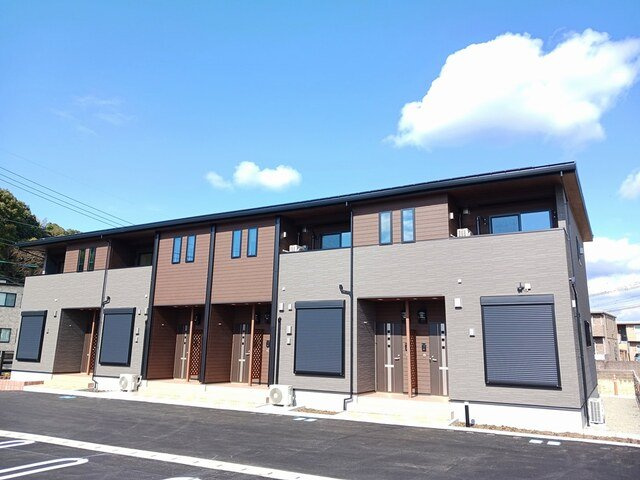 アロアロ　アミウ