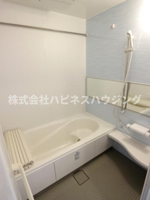 グランドソレイユⅥの浴室