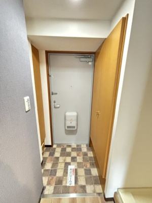 【玄関】 | グランシャルマン新大阪