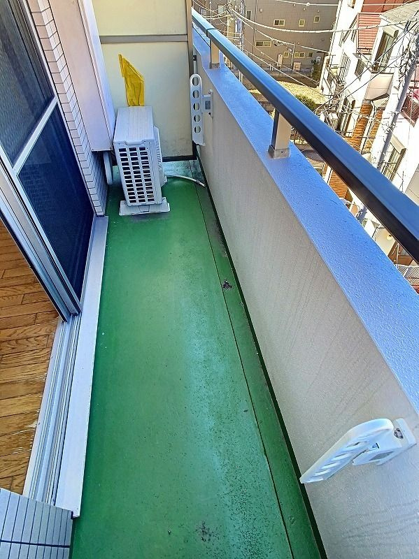 プリムローズ浦安のバルコニー