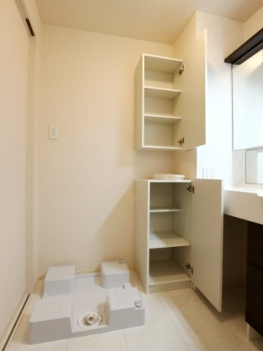 レーヴマニフィック南柏の洗面所|※他部屋参考写真