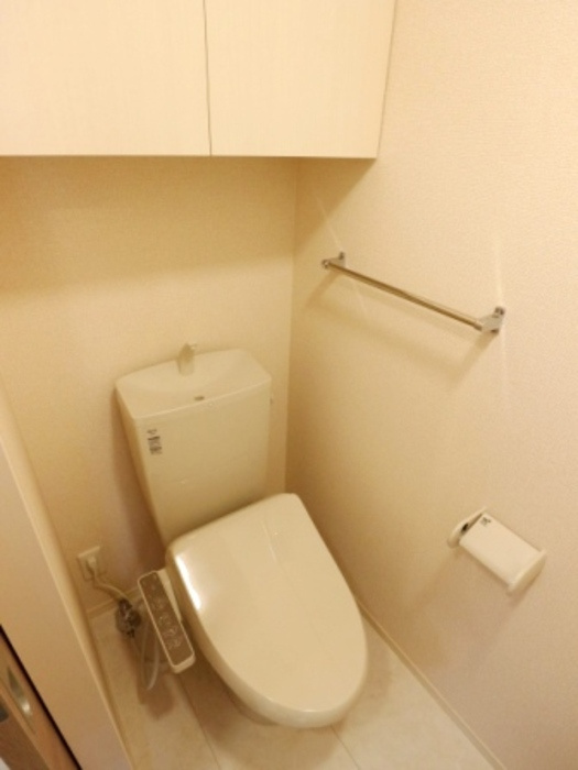 レーヴマニフィック南柏のトイレ|※他部屋参考写真