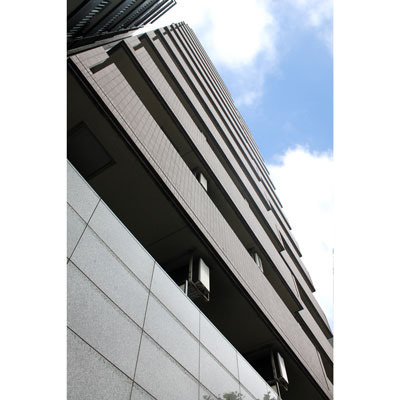 スカイコート芝壱番館の外観