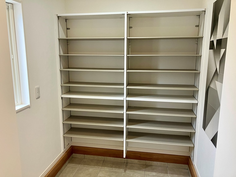 西町戸建のロビー