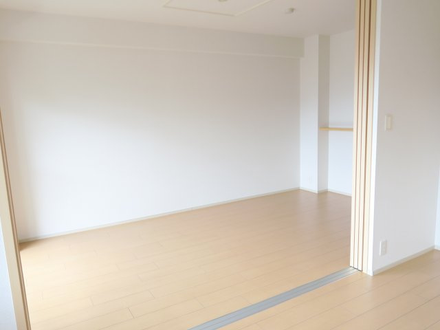 サンライズコードの居間・リビング