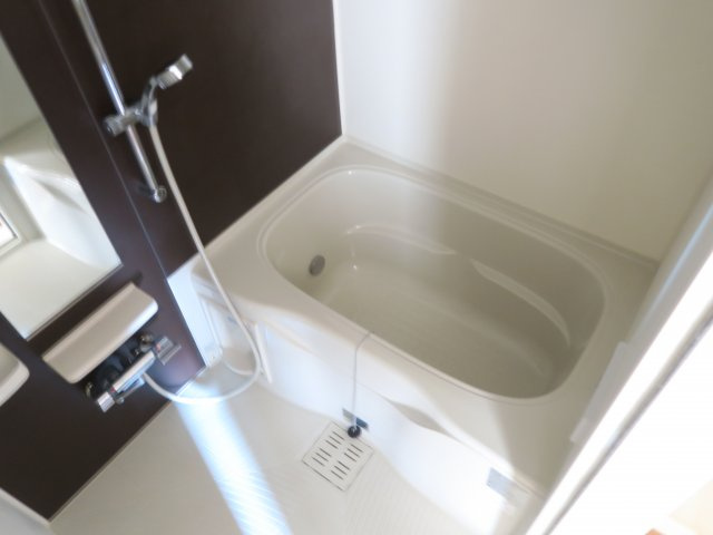 サンライズコードの浴室