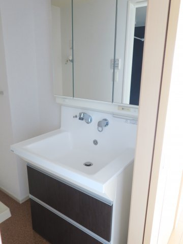 サンライズコードの独立洗面台