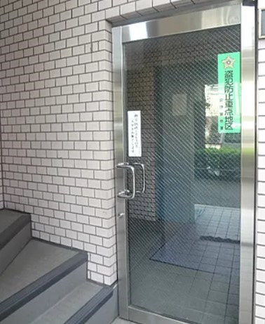 コスモ杉並のエントランス