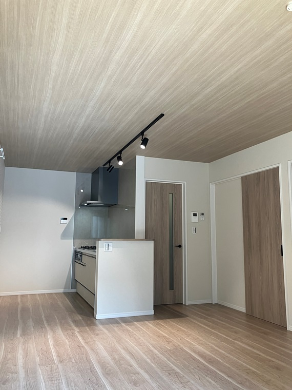 通町戸建の居間・リビング