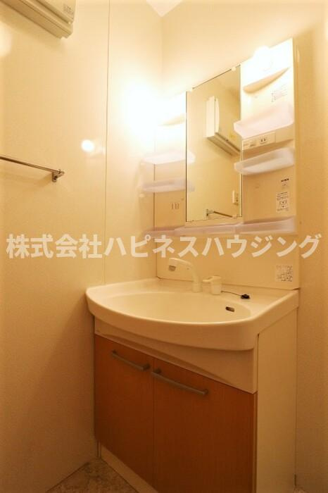 ヴィラ・エスペランサAの独立洗面台