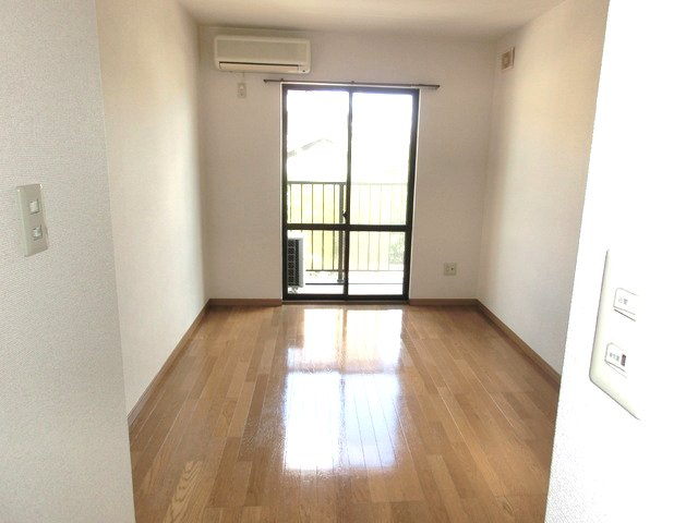 マンション立山の寝室|居室1