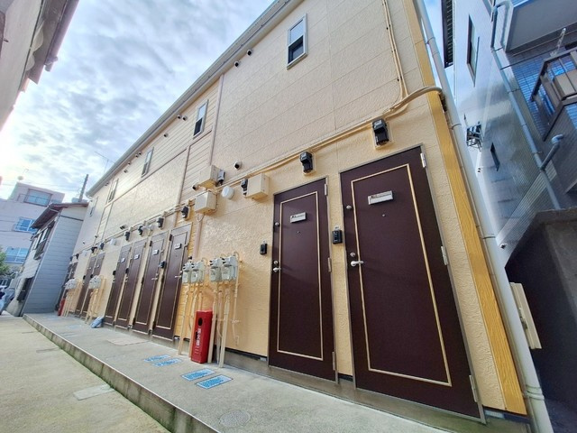 オアシスコート渋谷本町の外観