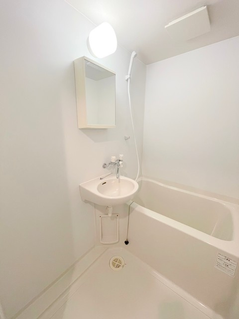 オアシスコート渋谷本町の浴室