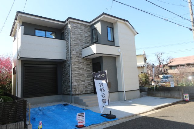 【KIS】小平市小川町12期の外観|キッチンからリビング全体を見渡せる対面キッチンプランを採用！