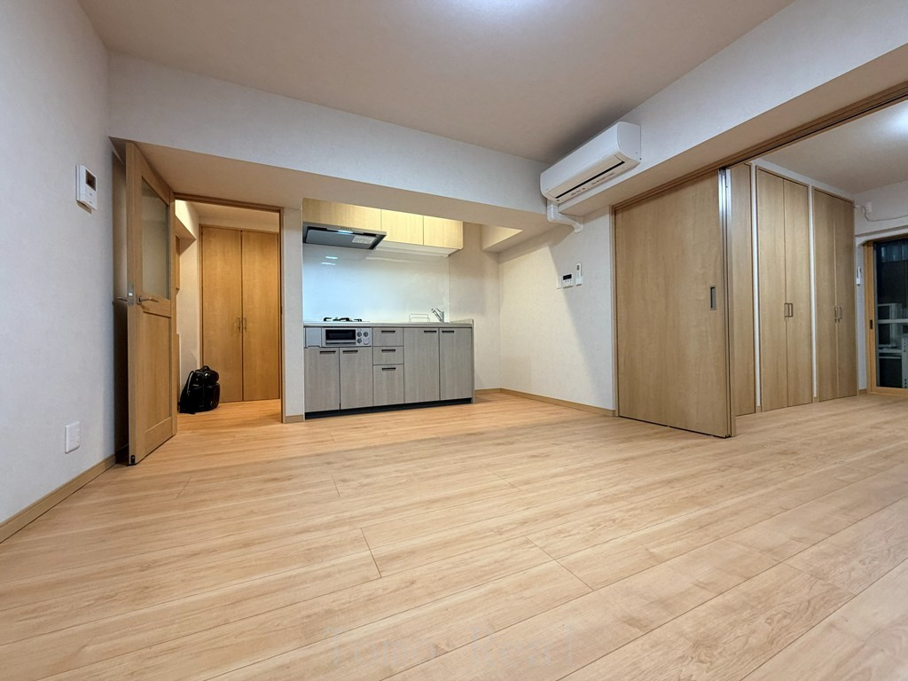 チュリス氷川坂の居間・リビング