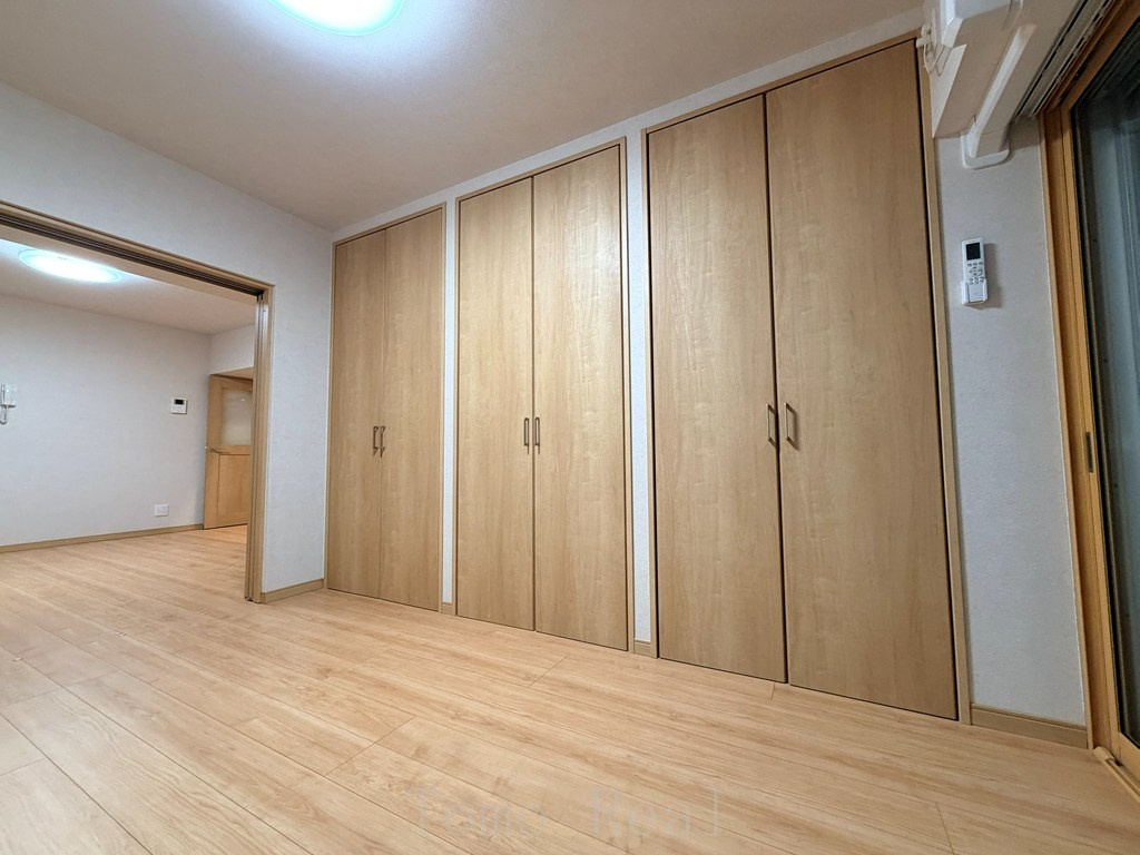 チュリス氷川坂の洋室