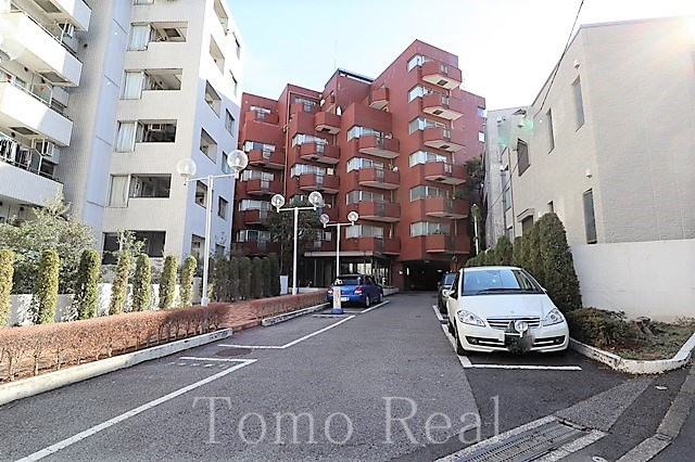 チュリス氷川坂の外観