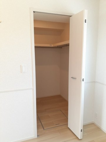 サンヒルズ高雄　北棟の収納