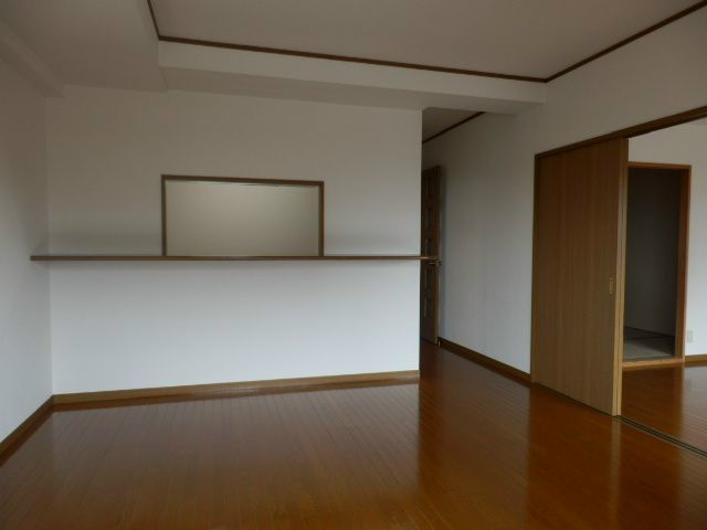 ヴァンベール徳重の居間・リビング