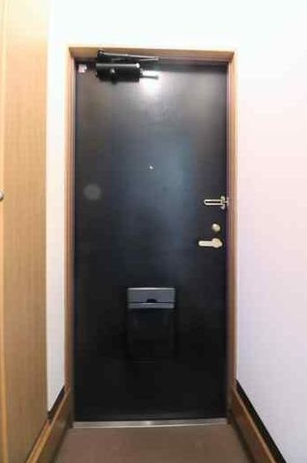 ソレイユ並木の玄関|※別号室の参考写真です。