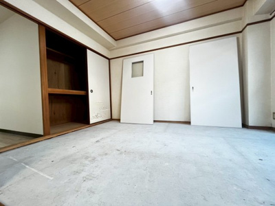 【寝室】 | ロイヤル千里丘