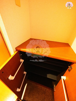 【玄関】 | YAYOI COURT | 同一仕様