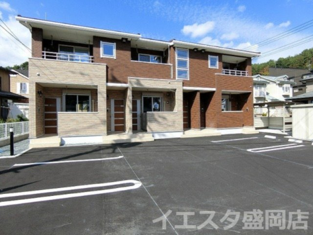 ＬＹＮＸ　ＣＯＵＲＴ