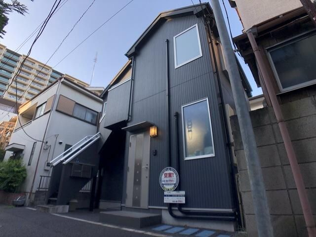 コンフォルト王子