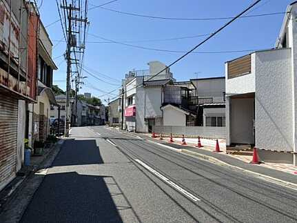 広島市中区江波西２丁目の前面道路含む現地写真