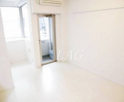 【居間・リビング】 | アクサス大手町ラクシーズ | 洋室のお部屋です。