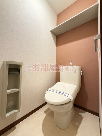 クレース・モール　Ａ棟のトイレ|清潔感のあるトイレです