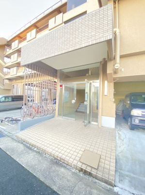 【エントランス】 | 寿マンション