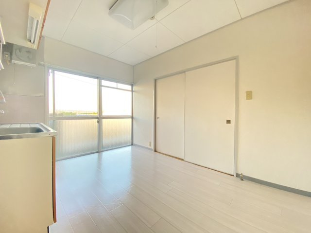 【居間・リビング】 | 寿マンション