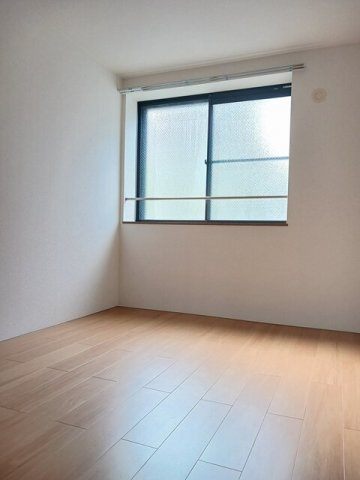 アビターレ・コモドＡの内装|明るい色調の室内です