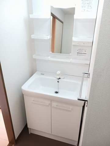 プレミールの洗面所|広い洗面スペース