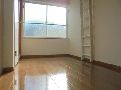 【居間・リビング】 | レジデンス本町 | 同仕様写真