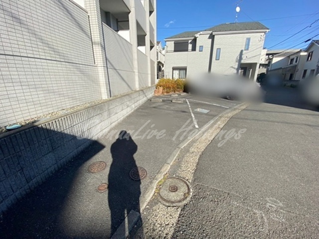 プランシードの駐車場|敷地内駐車場ございます♪