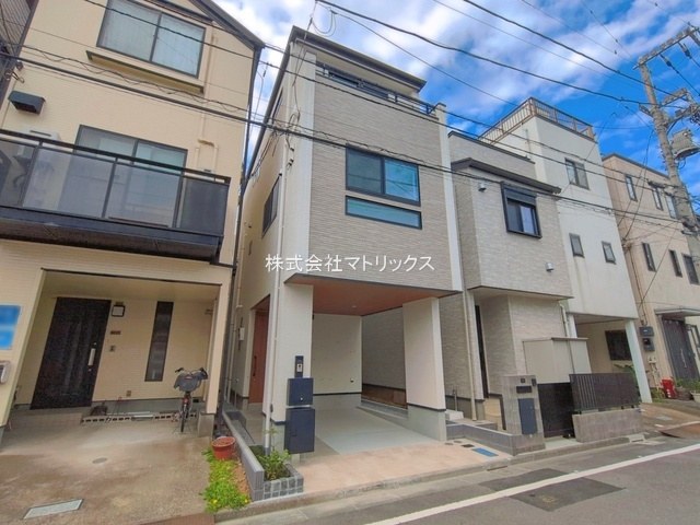 板橋区新河岸1丁目　自然豊かな住環境　限定1棟の省エネ性能ラベル