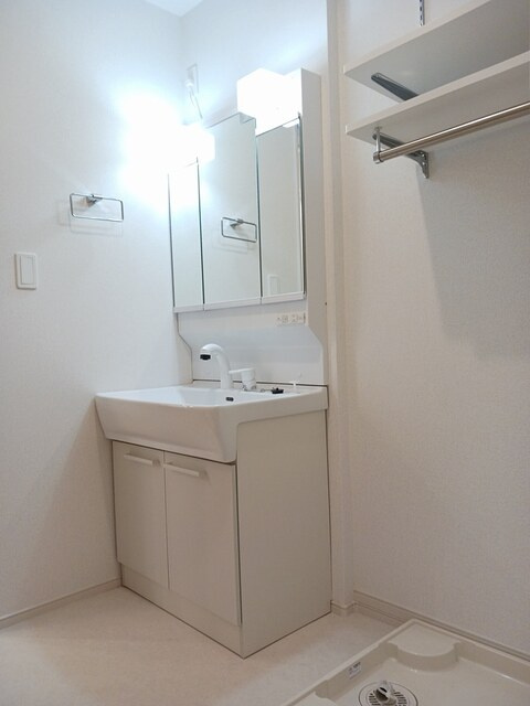 レガリアの独立洗面台