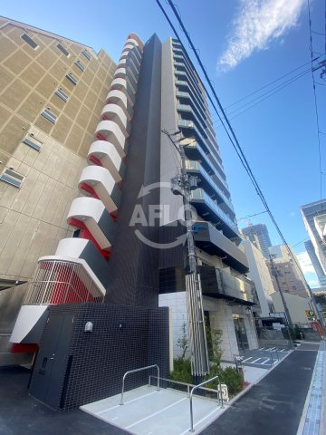 セレニテ本町リアンの外観