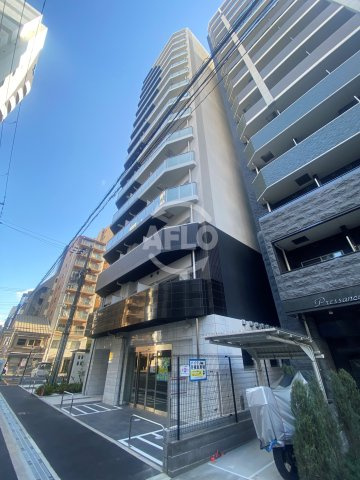 セレニテ本町リアンの外観