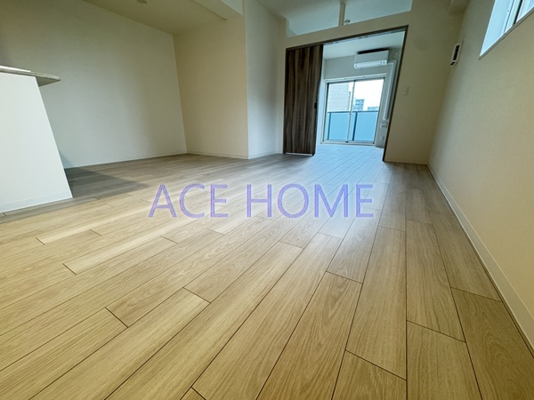 【居間・リビング】 | SUNREGIS NAMBA