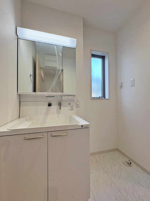 仙台市太白区東中田3丁目の独立洗面台