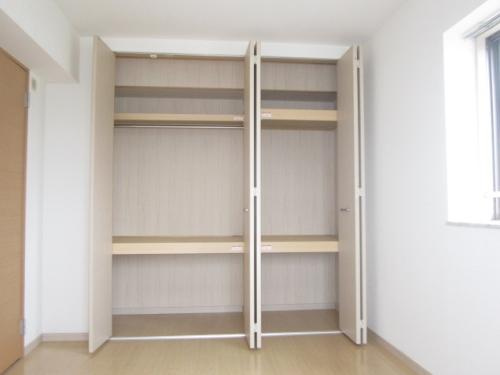 グランディアの洋室|きれいな洋室です