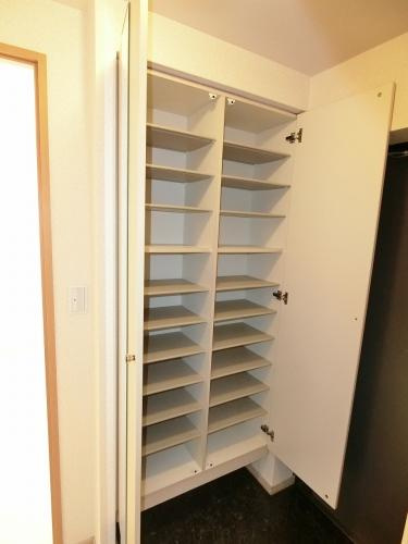 グランディアの収納