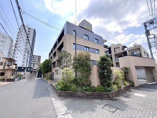 【外観】 | ご自宅から現地まで、当社スタッフがお車にて、「お迎え・お送り」をしております。ぜひお気軽にお問い合わせくださいませ♪