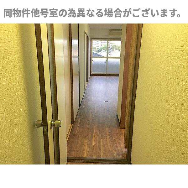 クレア武藤の玄関