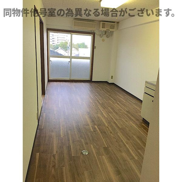 クレア武藤の内装