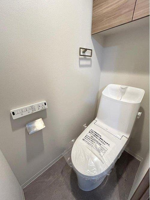 サンクレイドル武蔵野鷹の台のトイレ|温水洗浄便座付きのトイレで清潔感のある設備が整っています